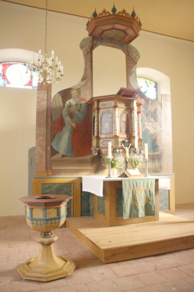 zur Instandsetzung (fachliche Restaurierung und Wiederherstellung der Farbfassung) des Altars in der Kirche in Tauche