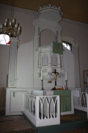 Kanzelaltar Kirche in Tauche. Aufnahmedatum am 24.11.2010
